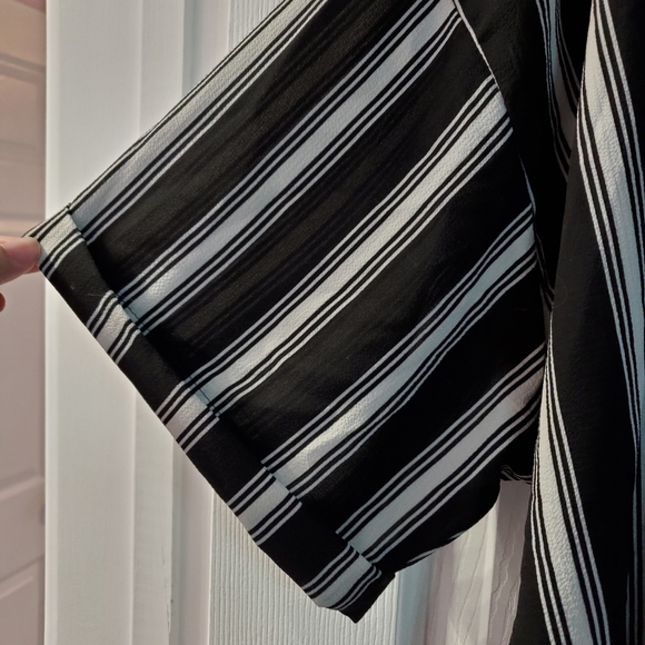 Black and white striped plus size blouse - Picture 4 of 5